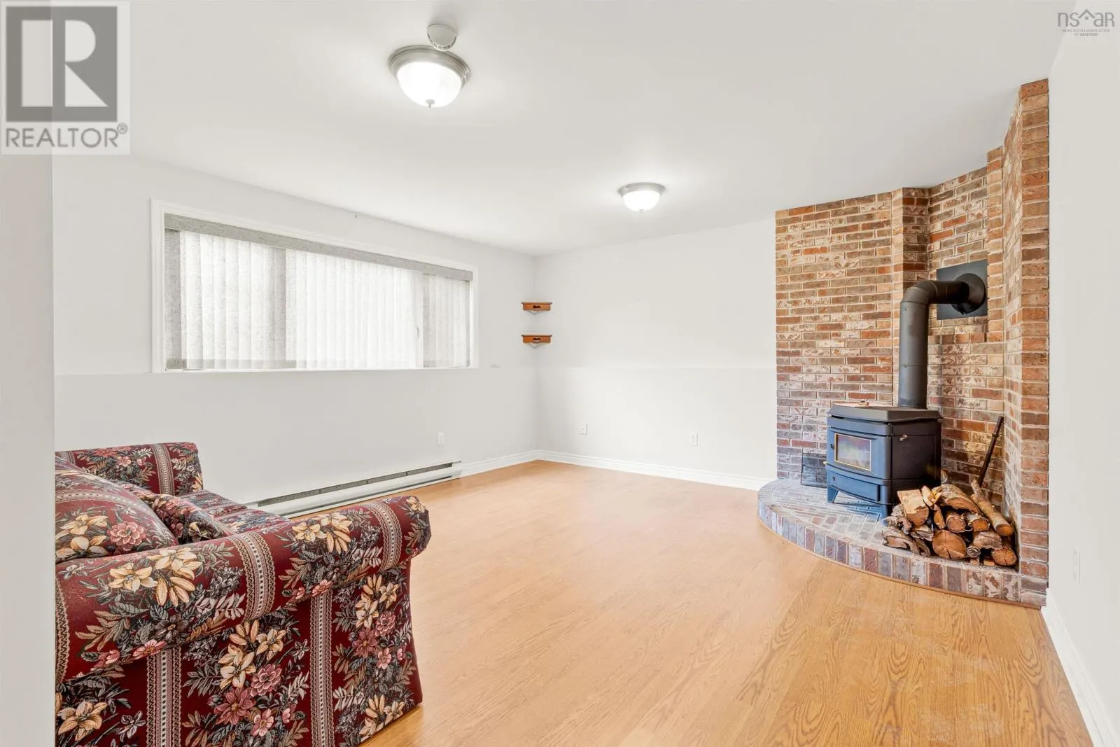 7 Warwick Lane