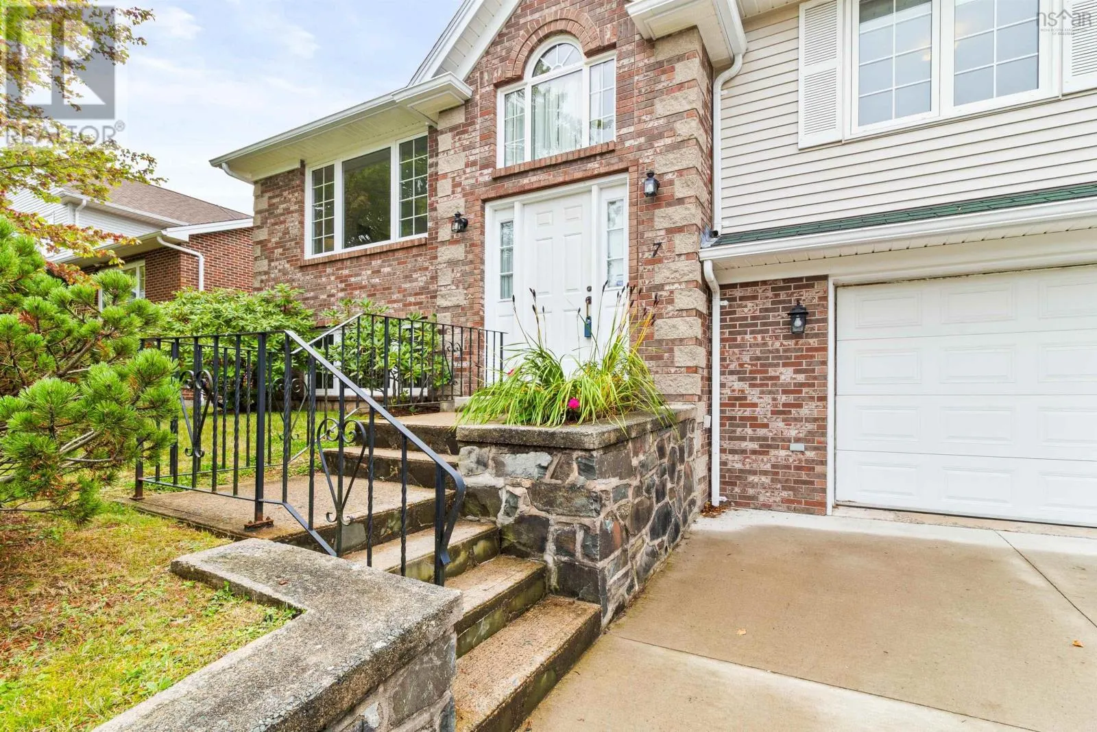 7 Warwick Lane