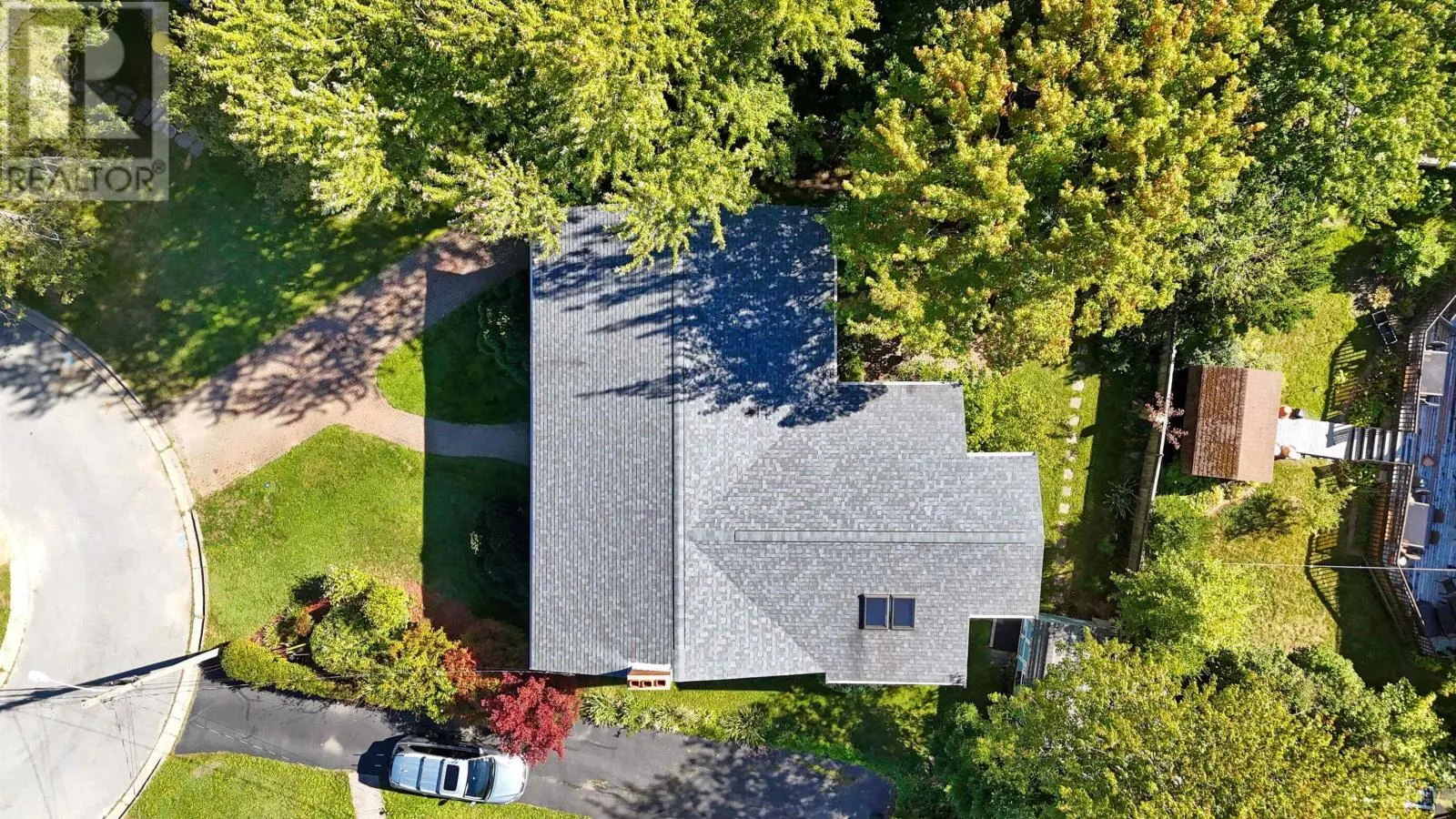 16 Bobolink Street