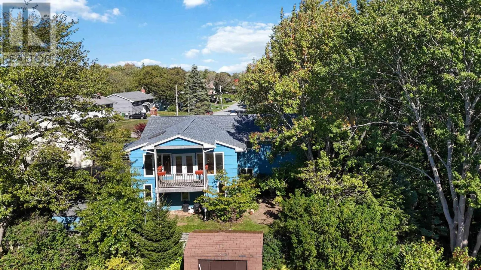 16 Bobolink Street