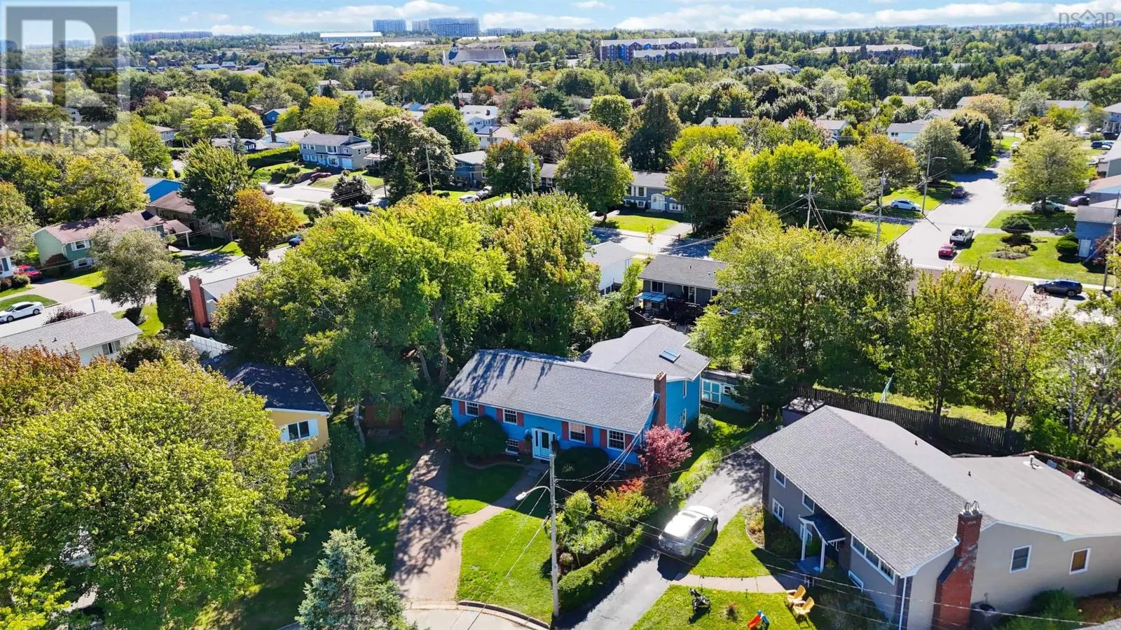 16 Bobolink Street