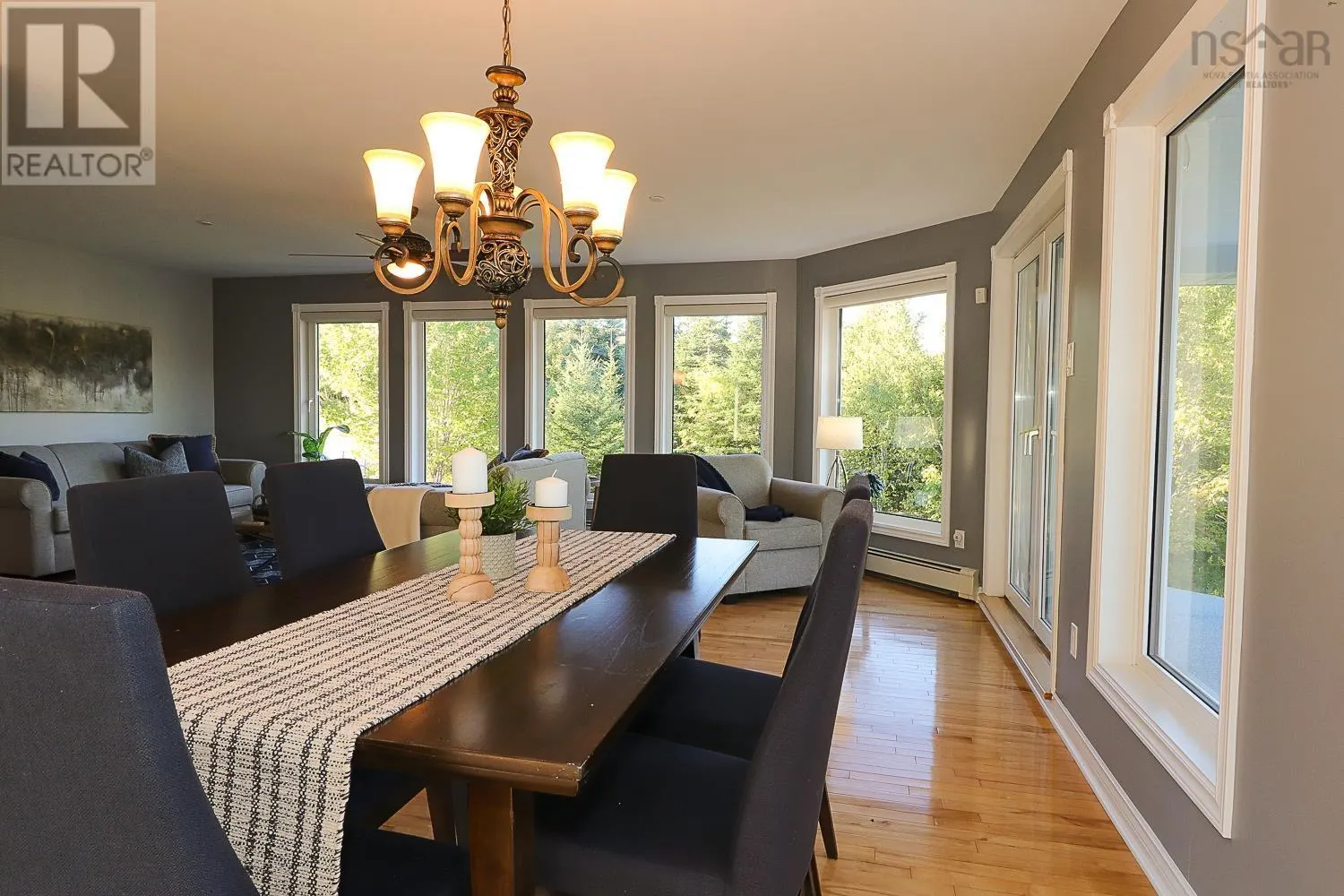 80 Stoney Beach Road