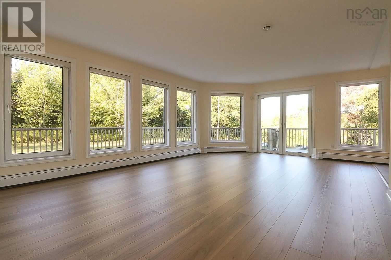 80 Stoney Beach Road