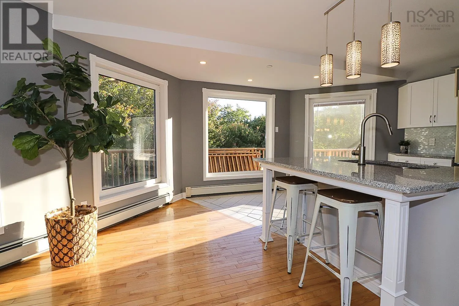 80 Stoney Beach Road