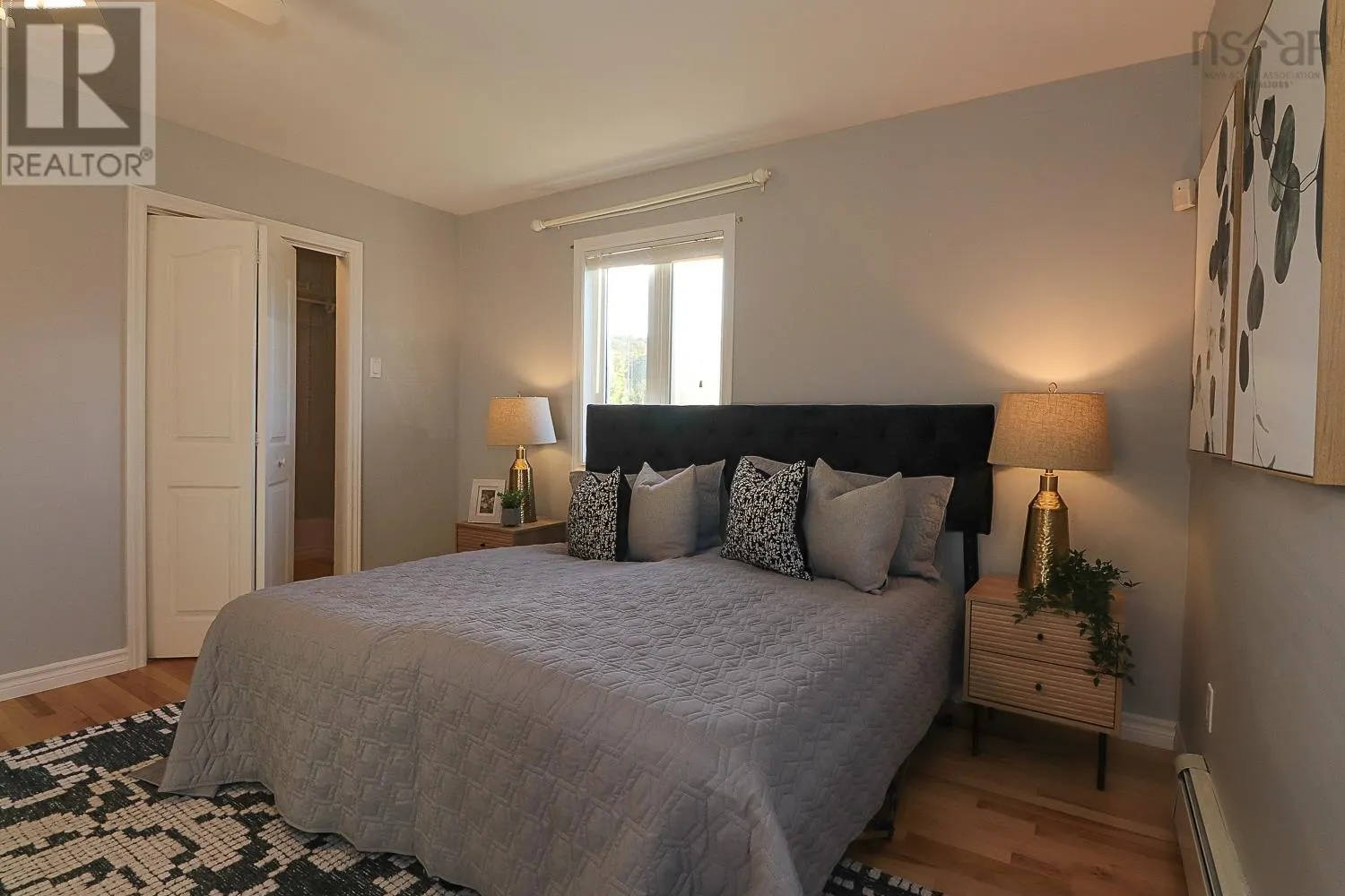 80 Stoney Beach Road