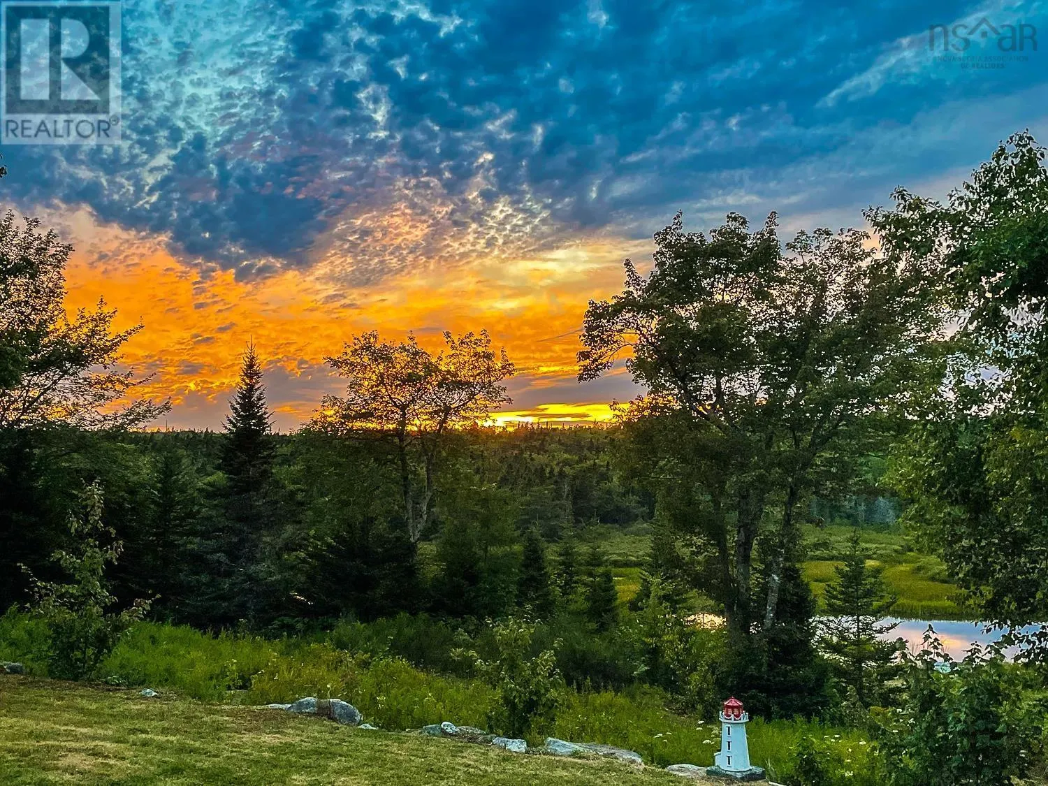 80 Stoney Beach Road