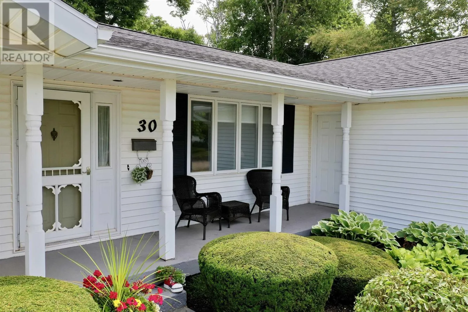 30 Westwood Crescent