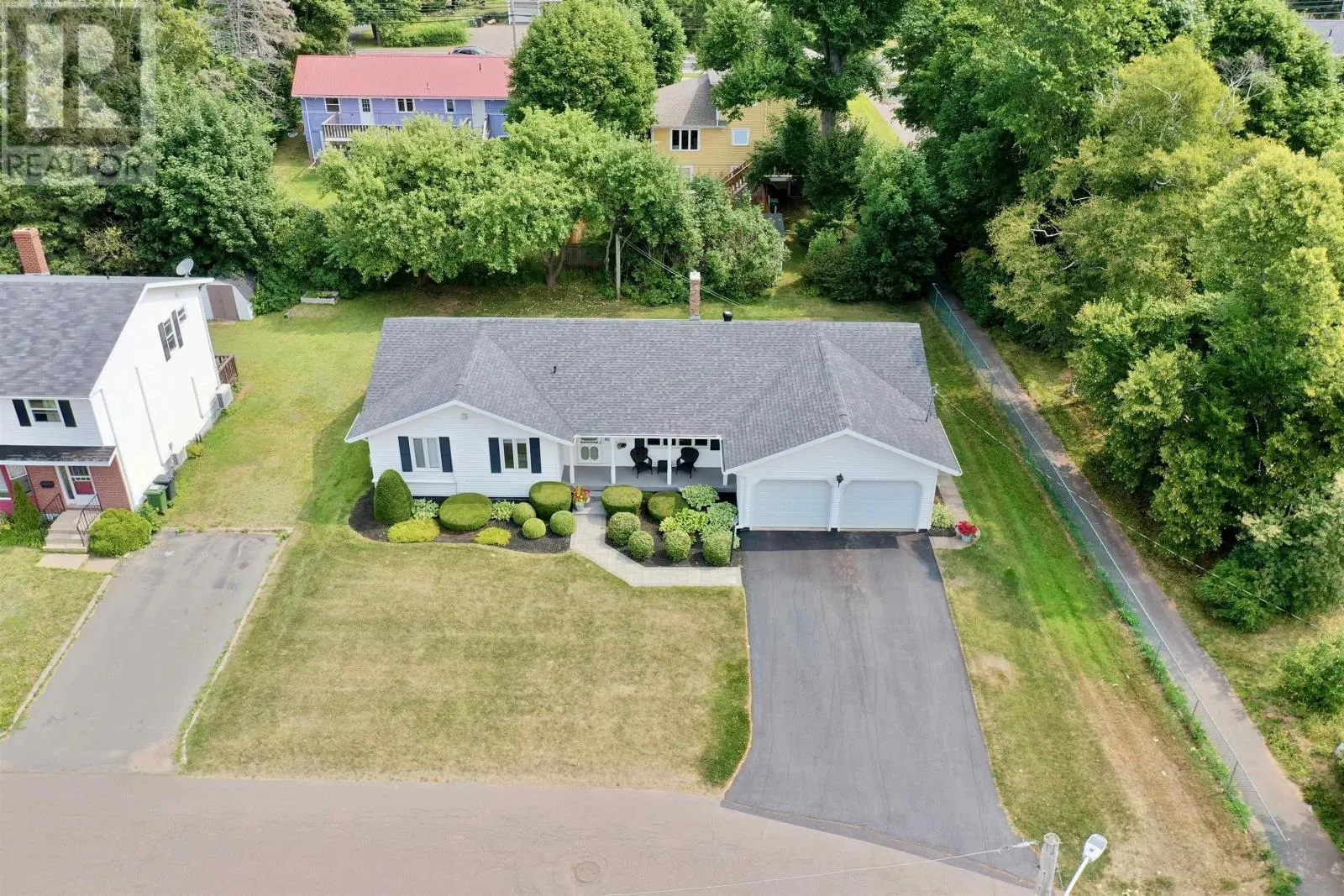 30 Westwood Crescent