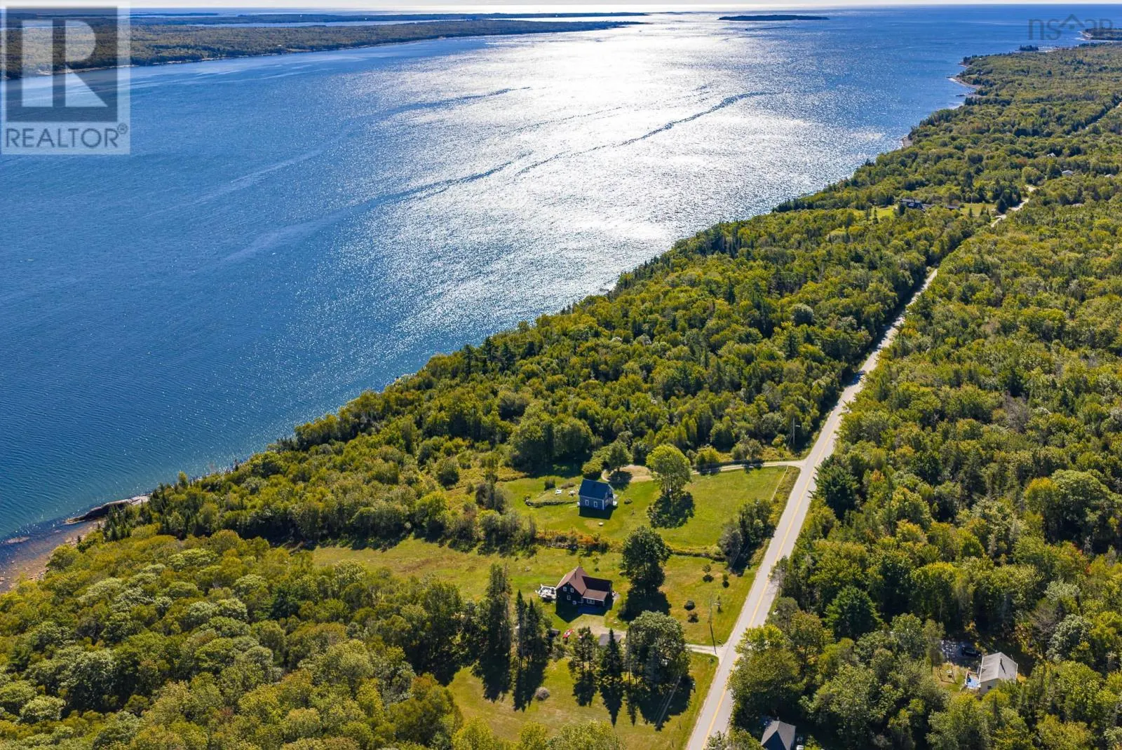 5100 Sandy Point Roads