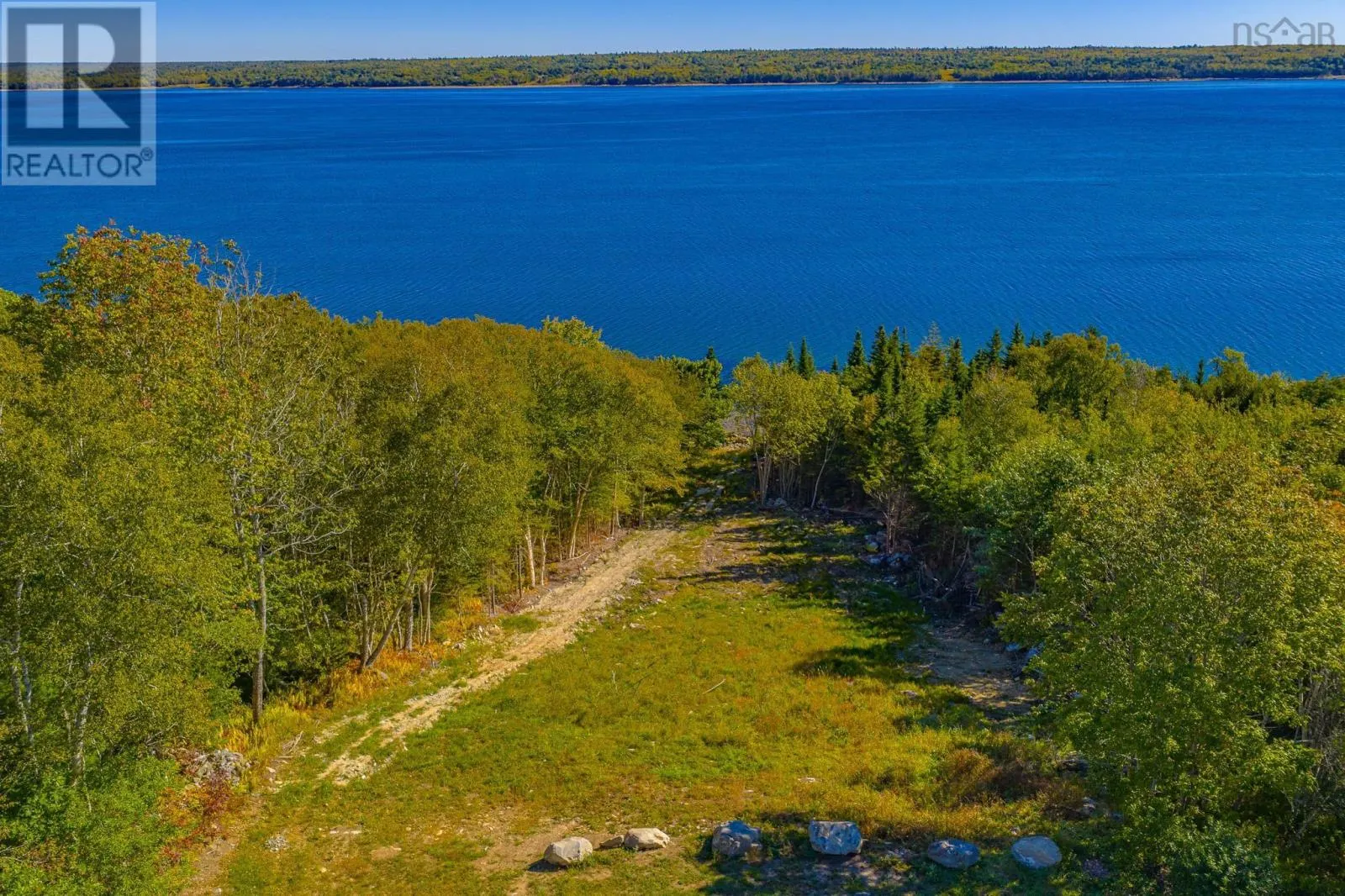 5100 Sandy Point Roads