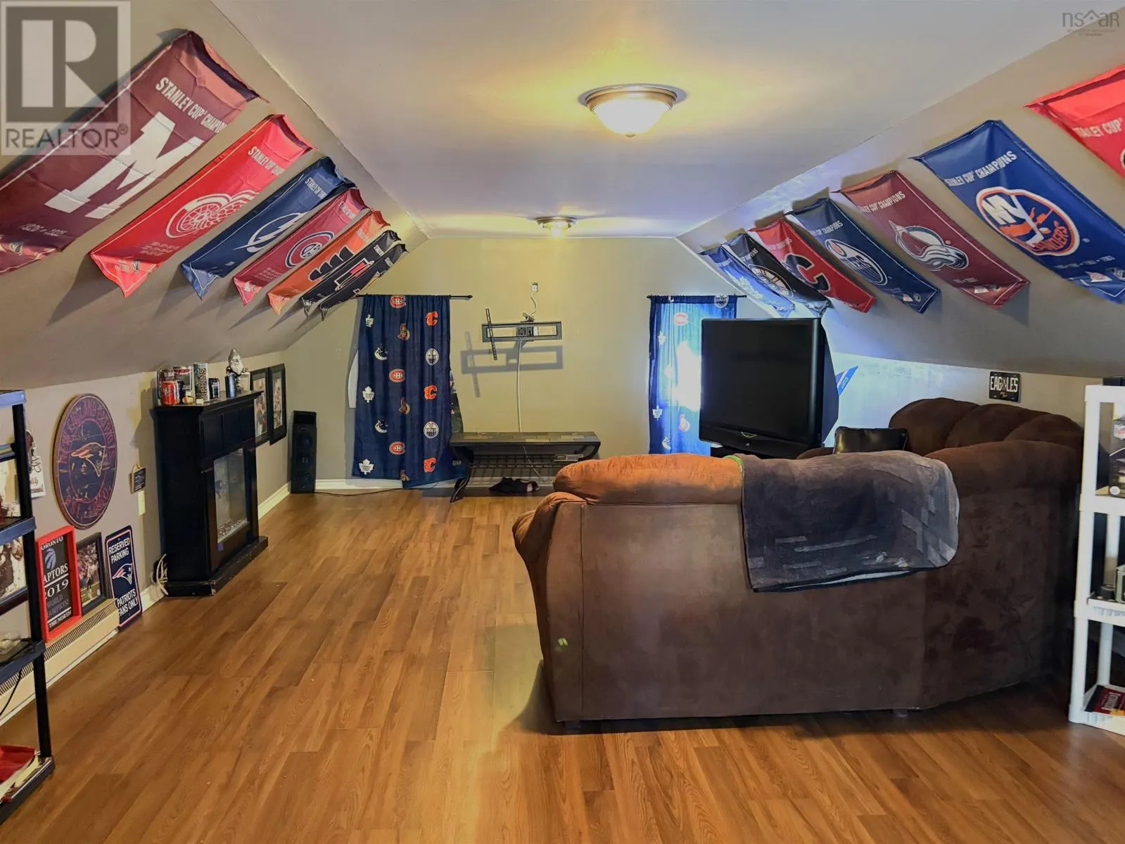 615 Kings Road