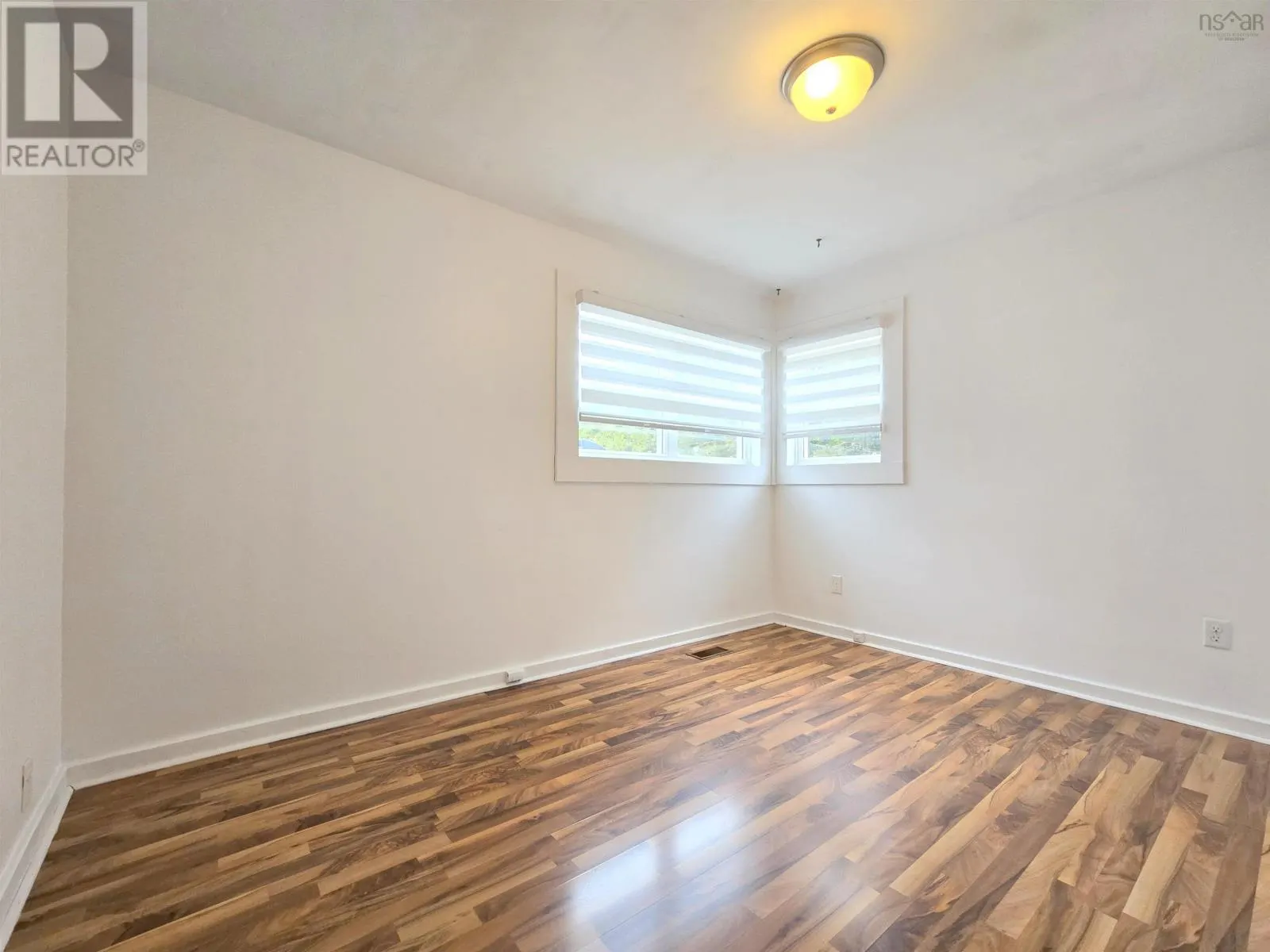27 Central Avenue