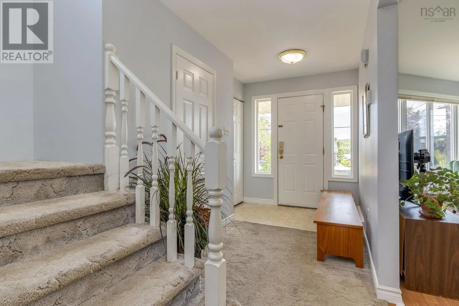 53 Governors Lake Drive