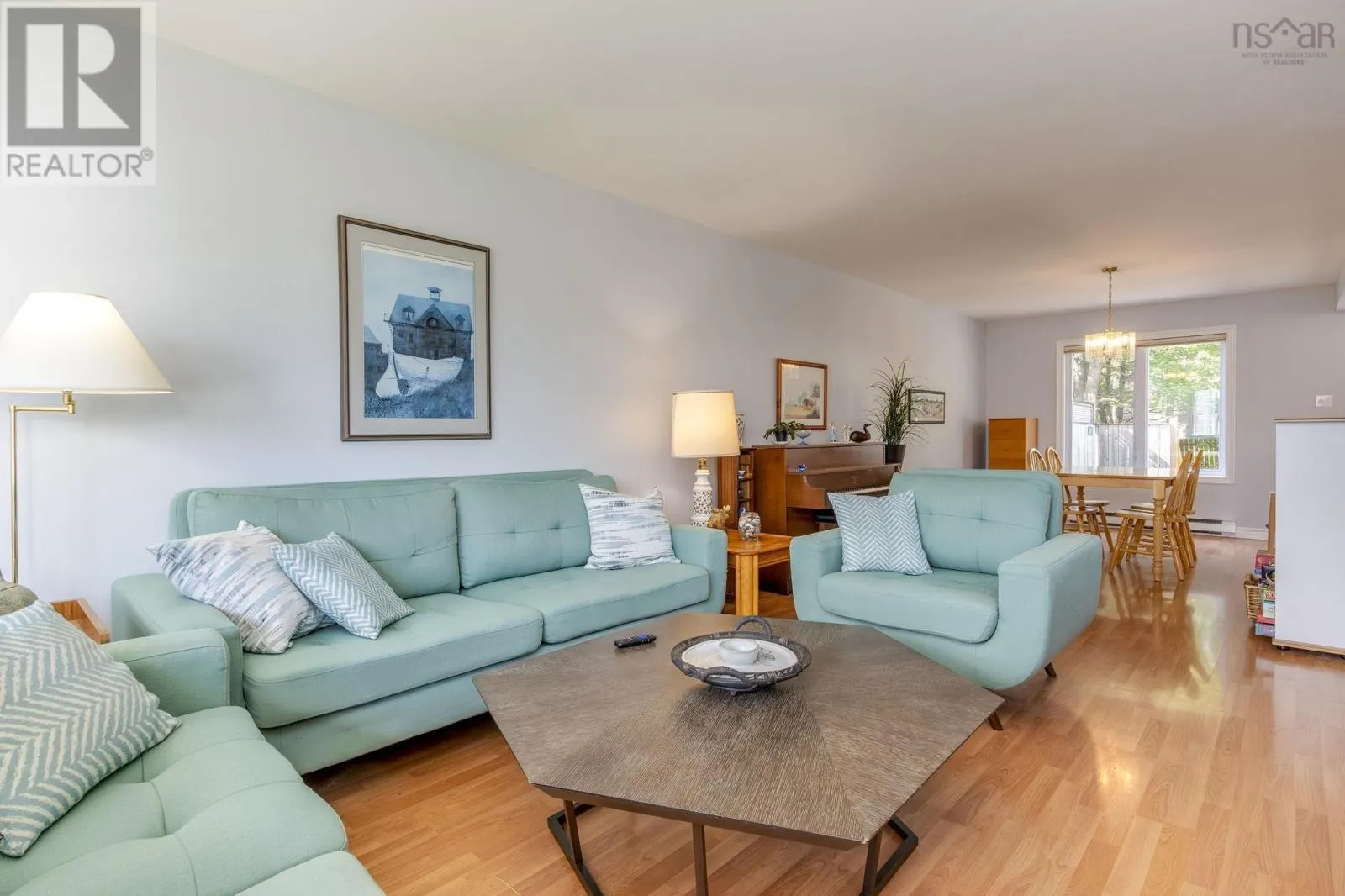 53 Governors Lake Drive