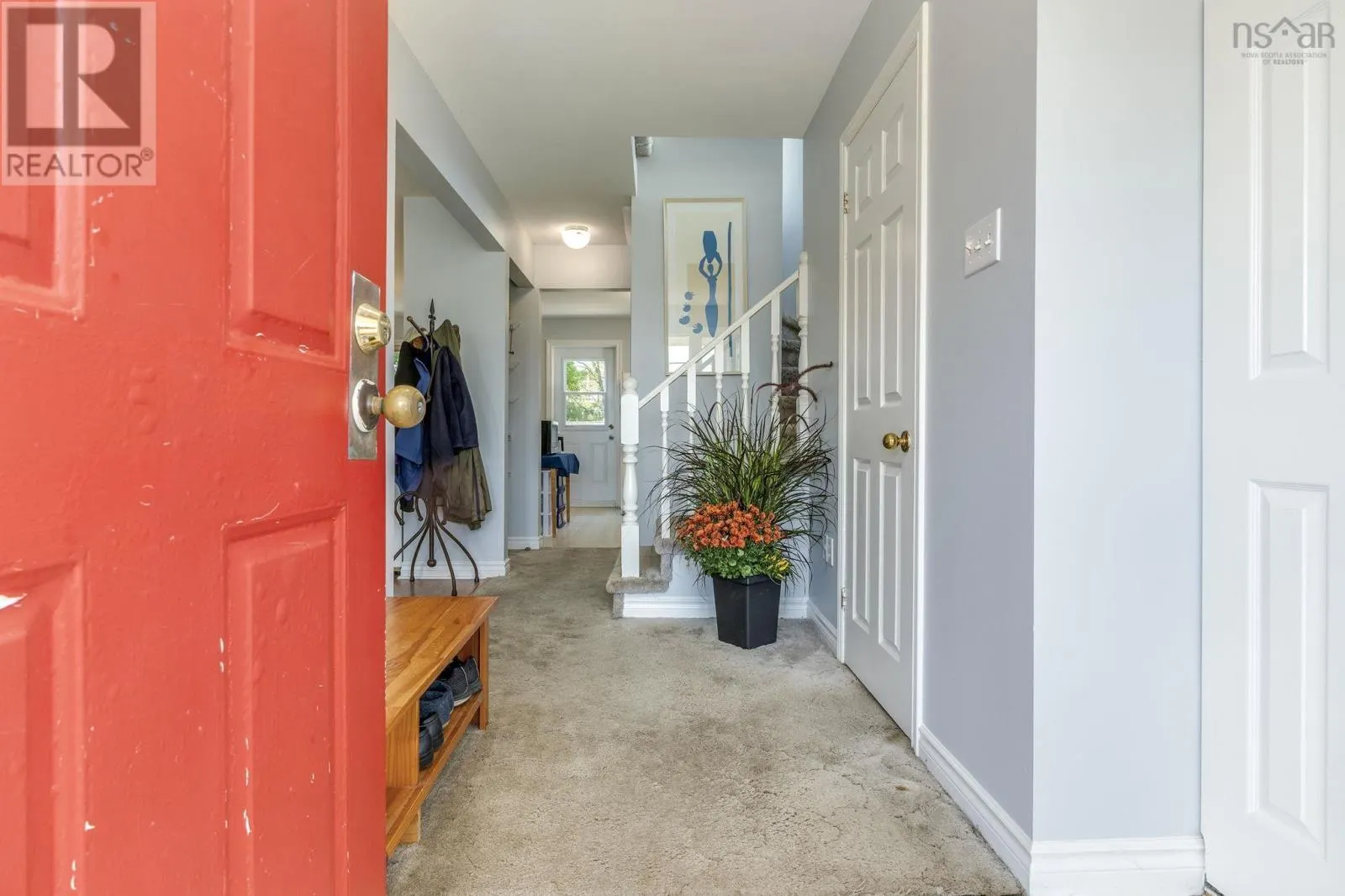 53 Governors Lake Drive
