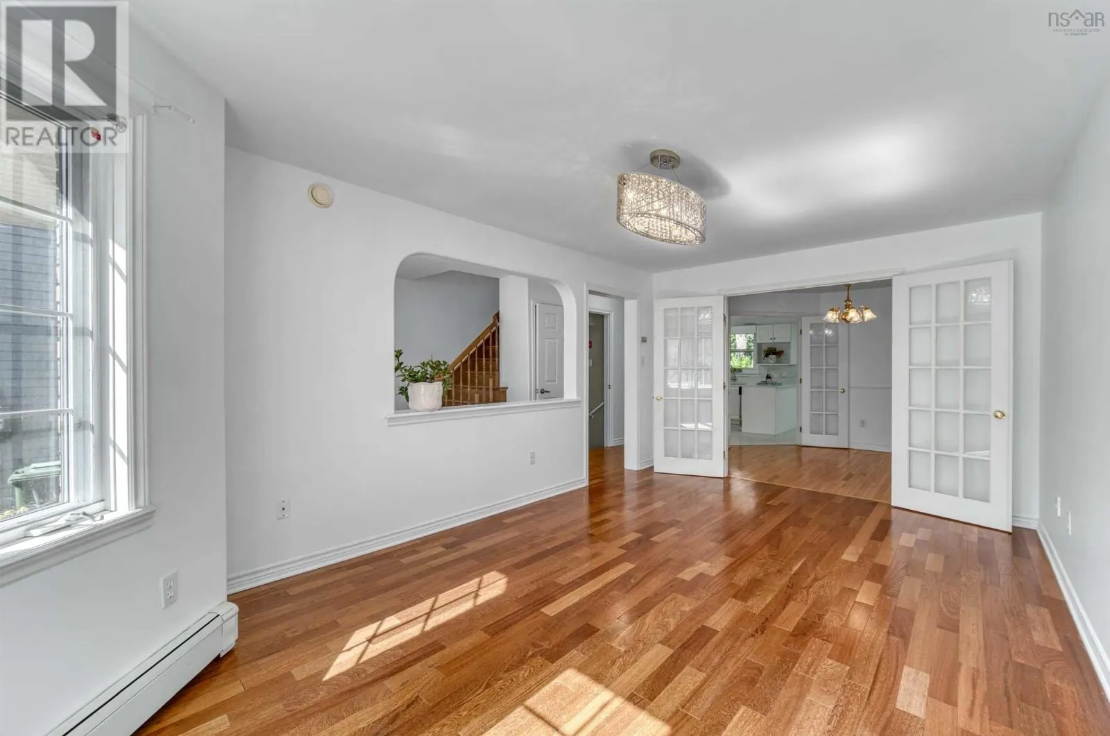 77 Amin Street