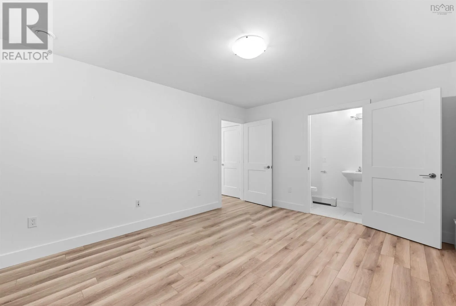 39 Nadia Drive