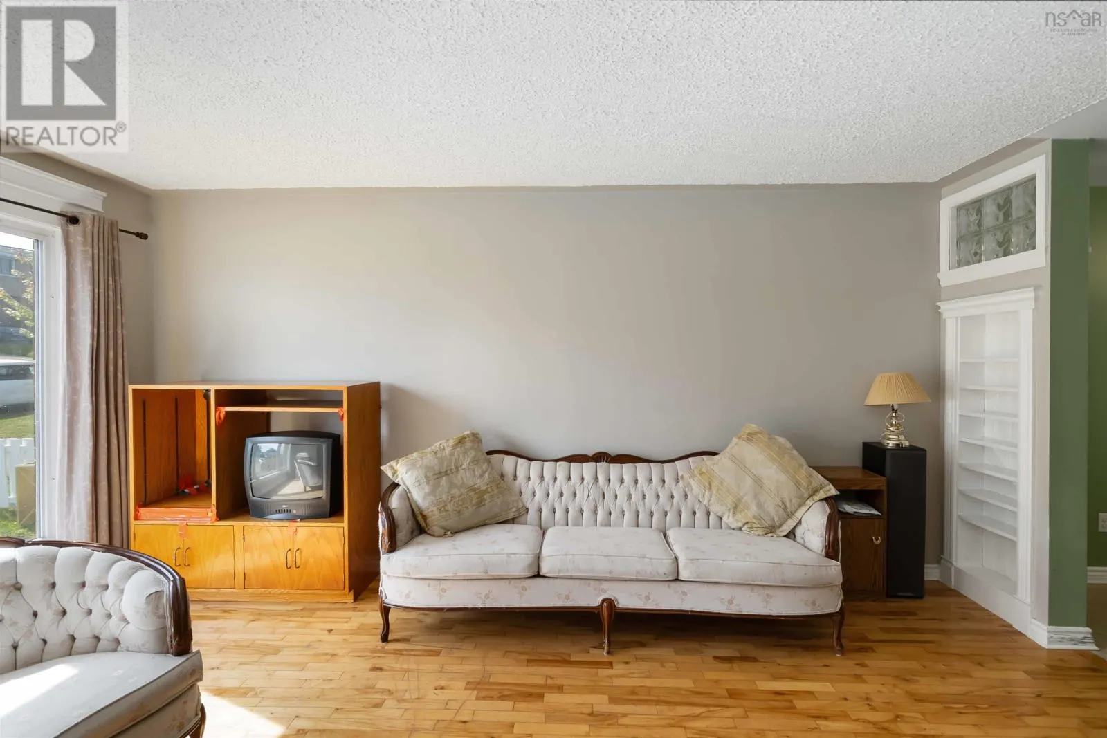 123B Adelaide Avenue