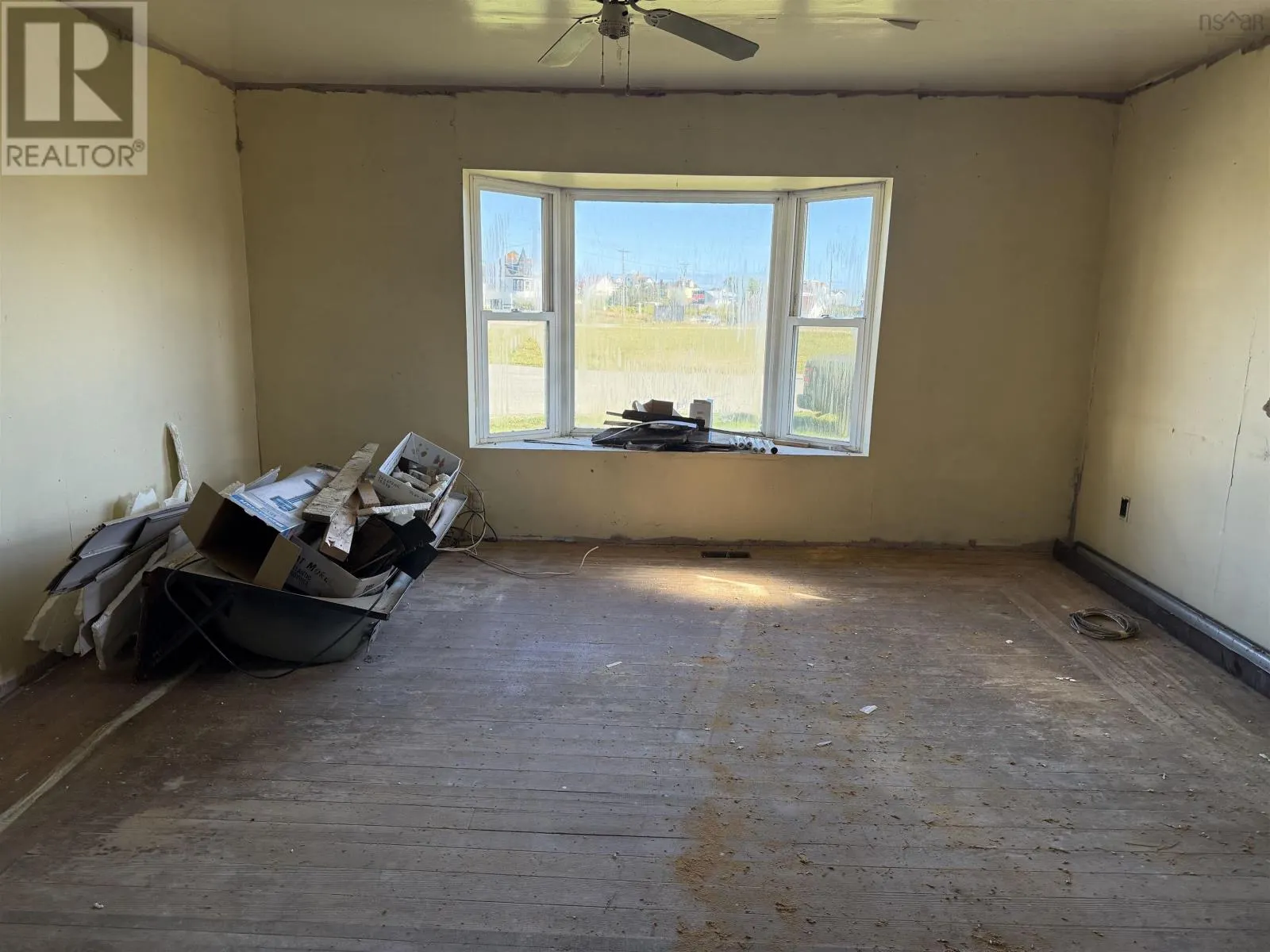 2686 Main Street