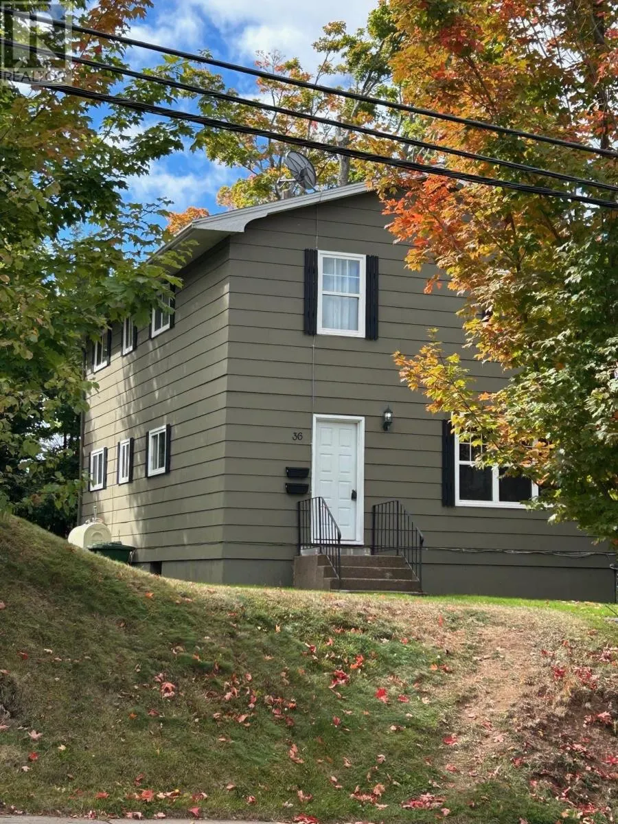 36 Lyman Street