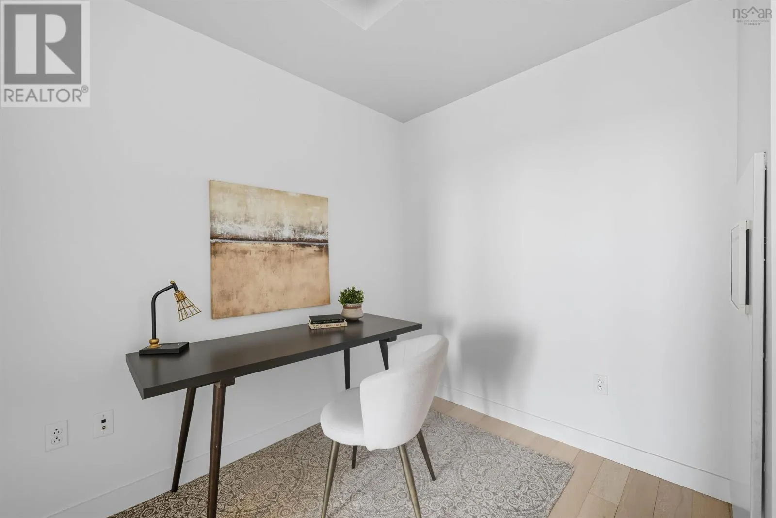 613 1065 Barrington Street