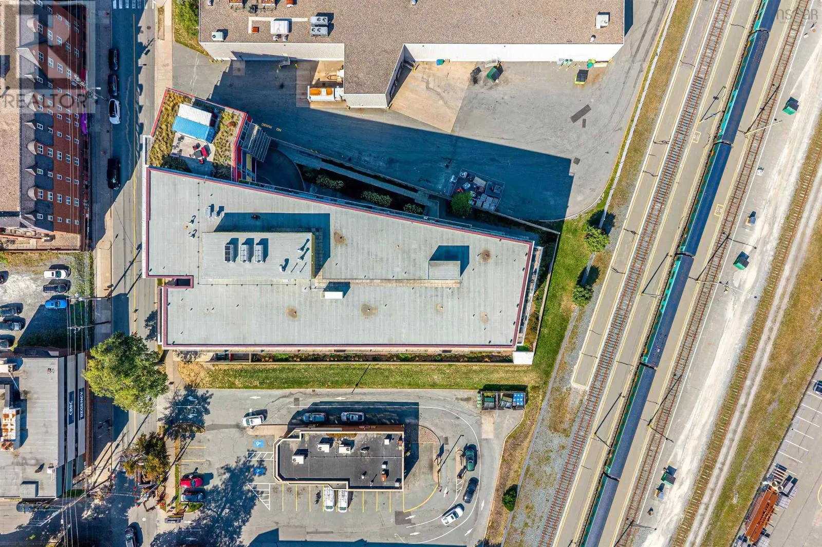613 1065 Barrington Street