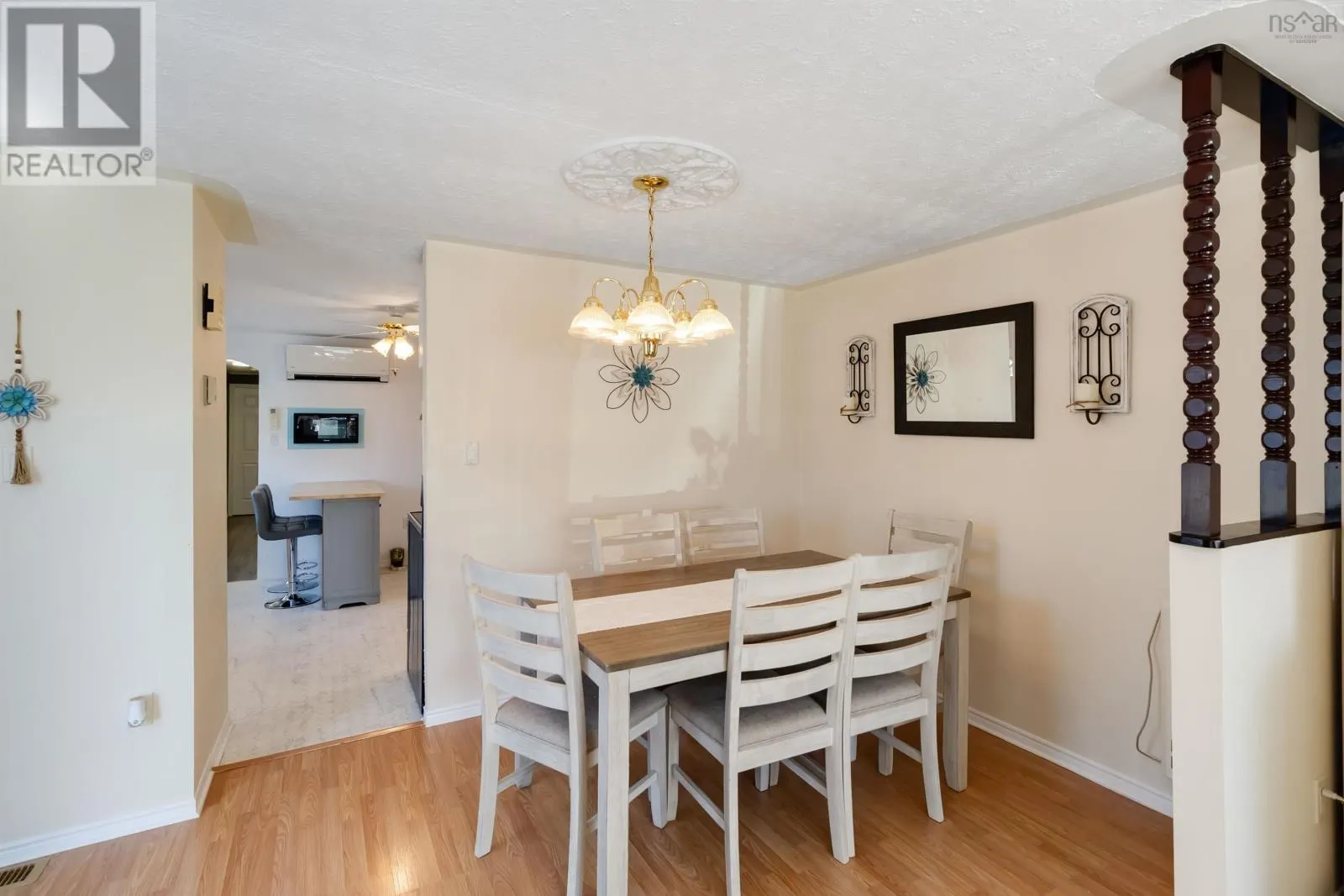15 Florence Avenue