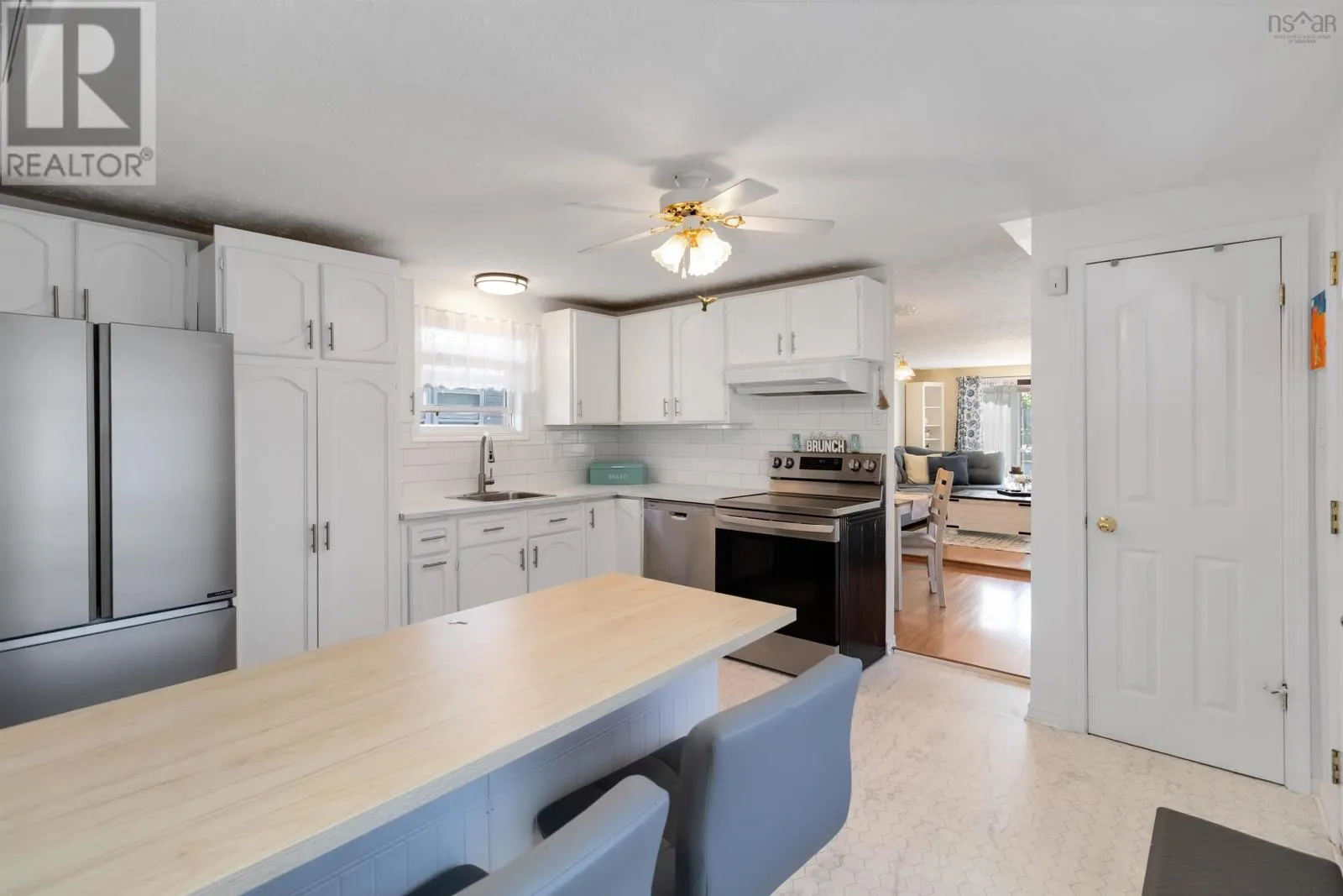 15 Florence Avenue