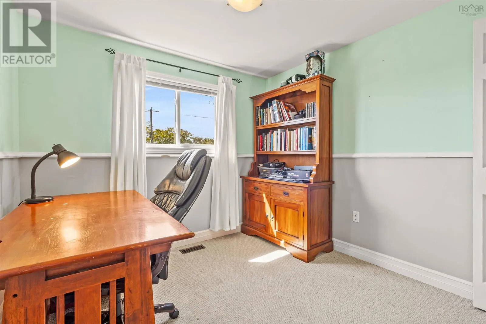 35 Huntingdon Drive