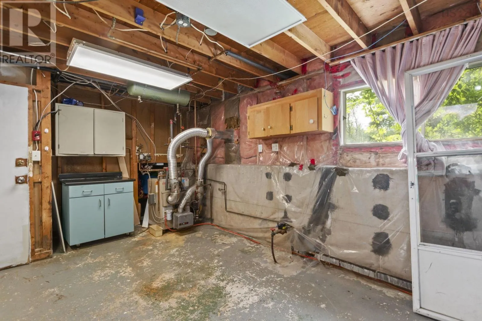 14 Ernest Avenue