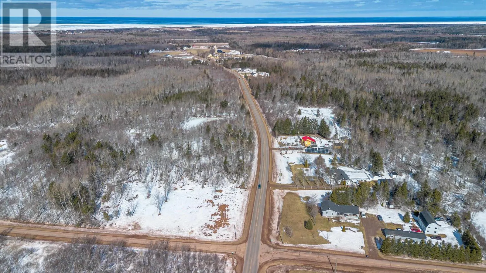 ACREAGE THOMPSON Road