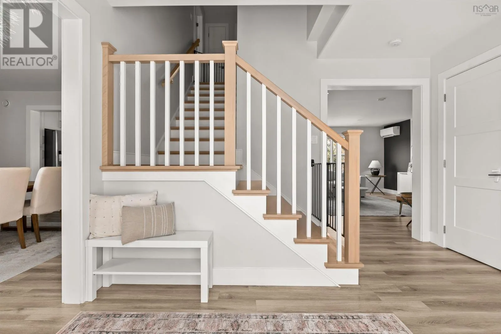 12 Barnham Court