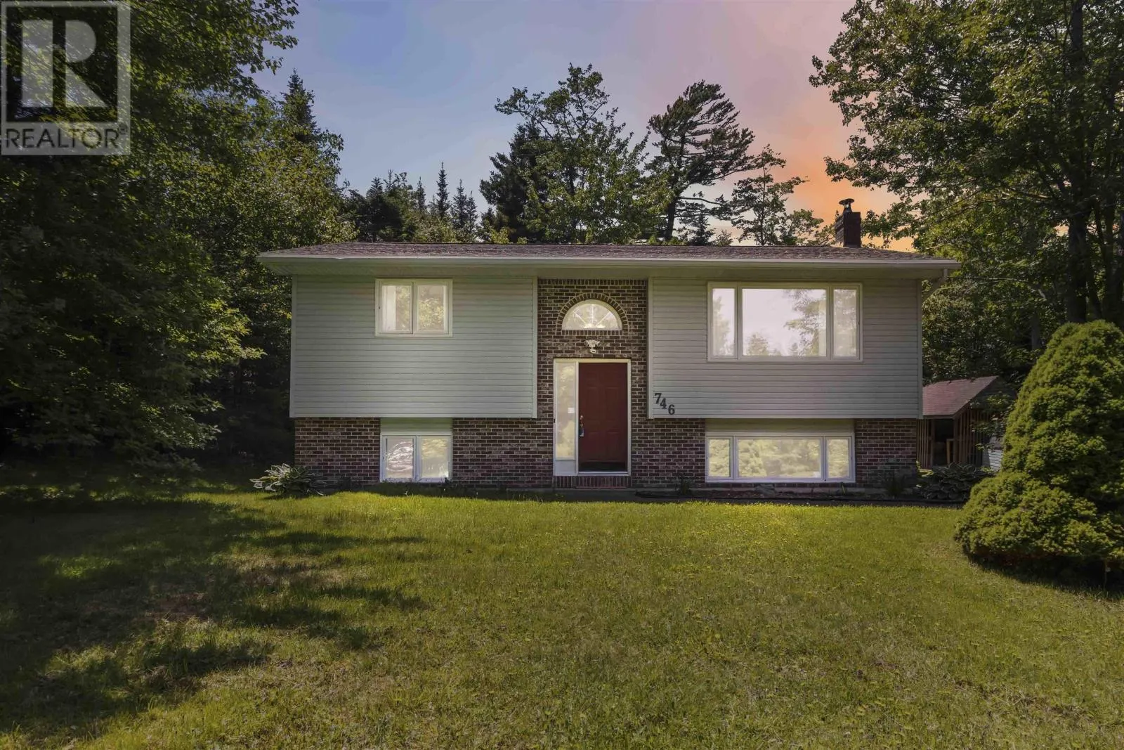 746 Myra Road