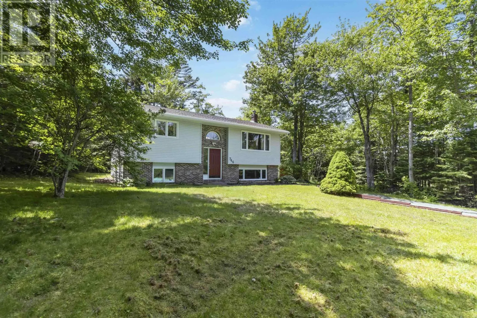 746 Myra Road
