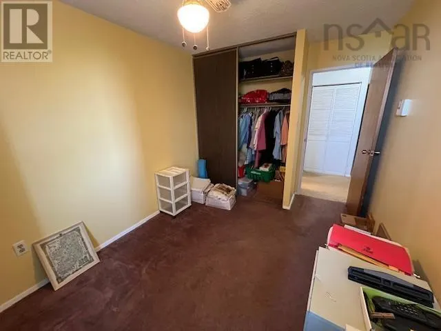 5551 Stoneham