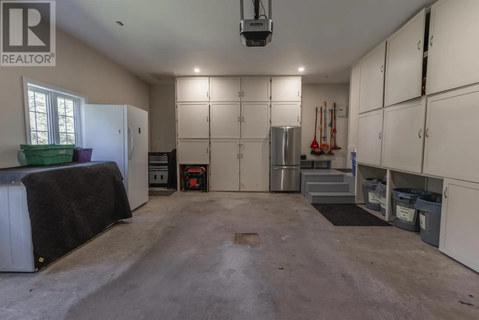 1314 Robertson Road|RTE 319