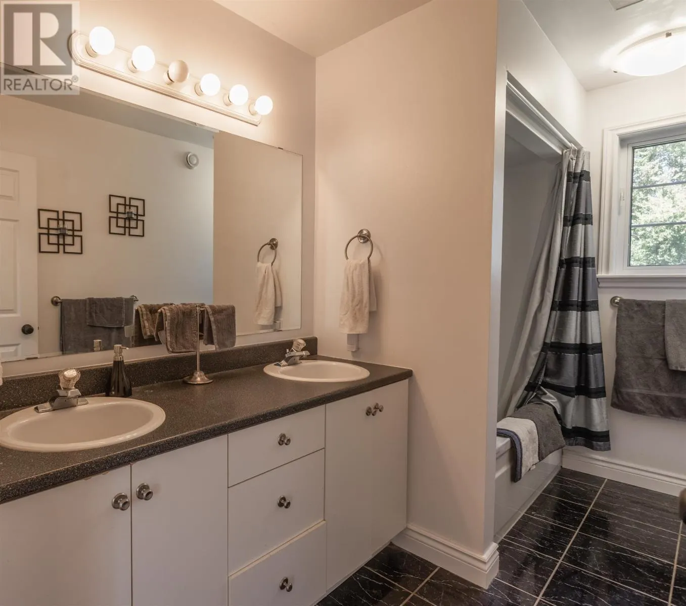 1314 Robertson Road|RTE 319