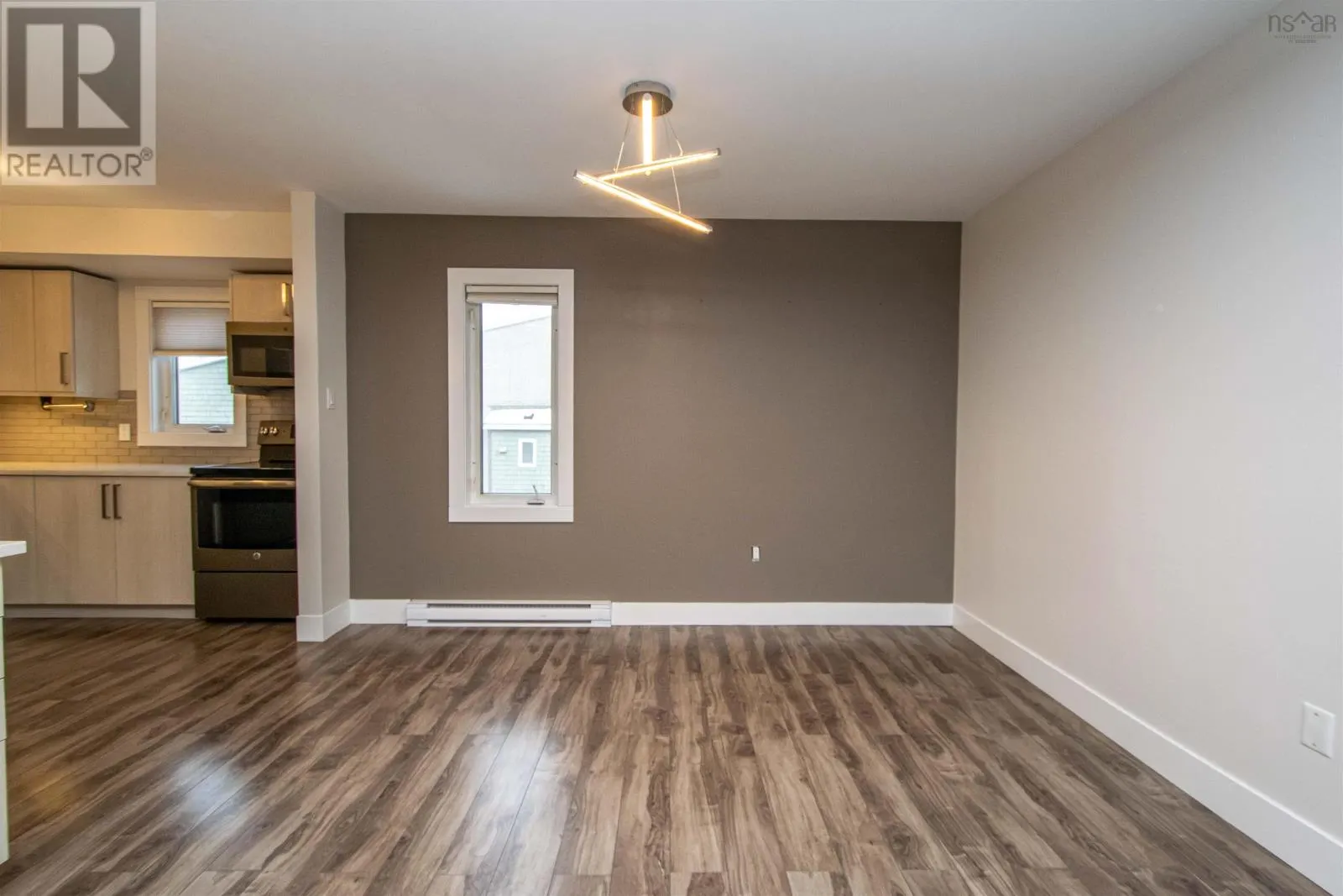 5877 Gainsborough Place