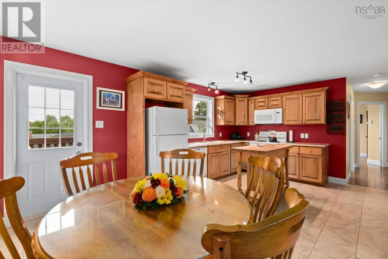 28 Forest Hill Road
