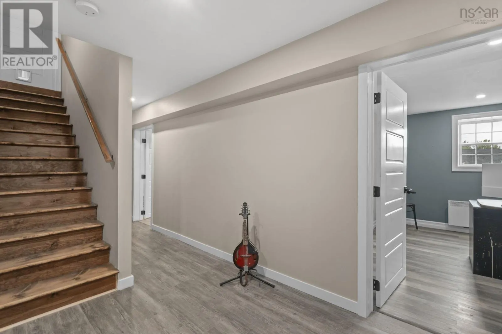 28 Forest Hill Road