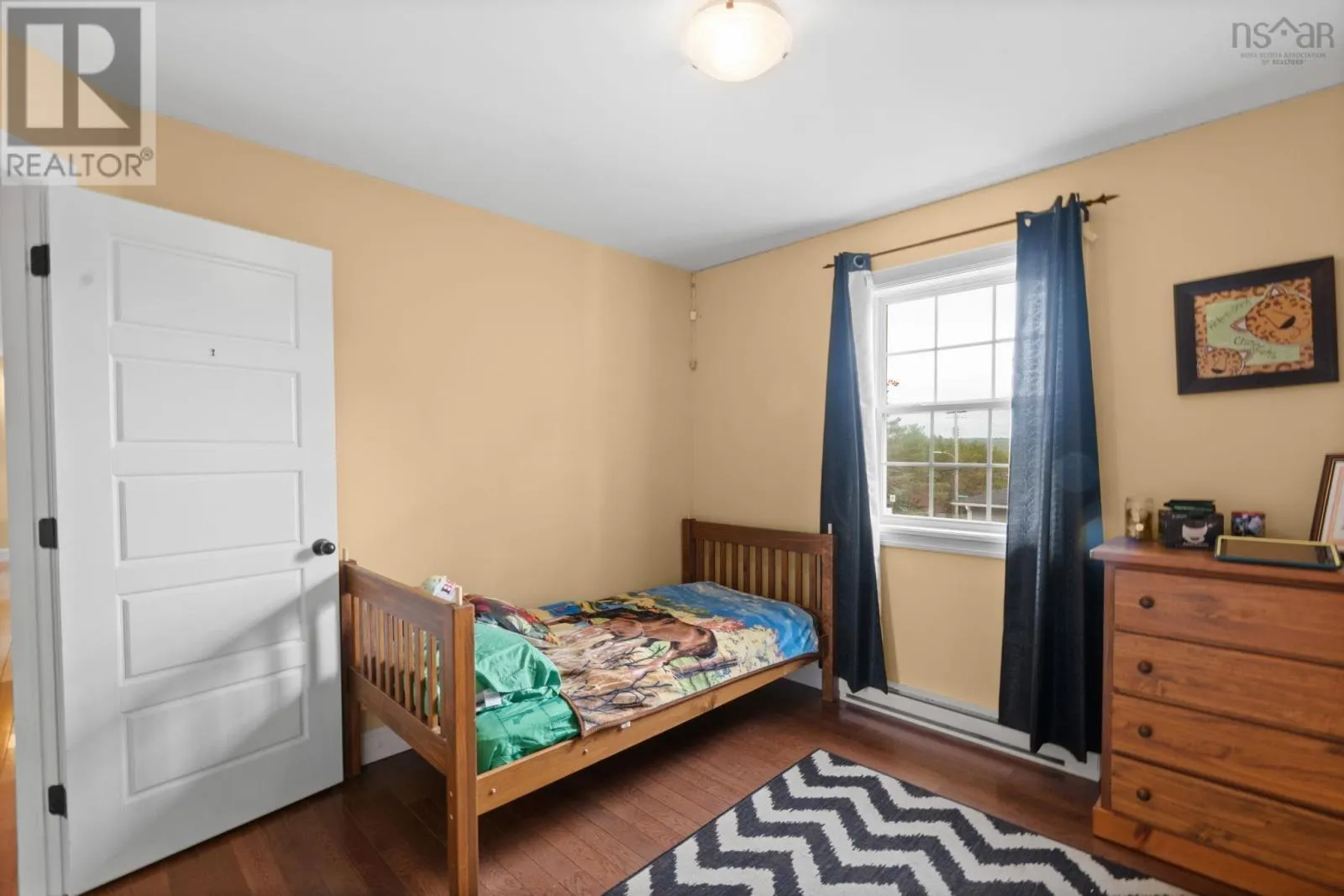 28 Forest Hill Road