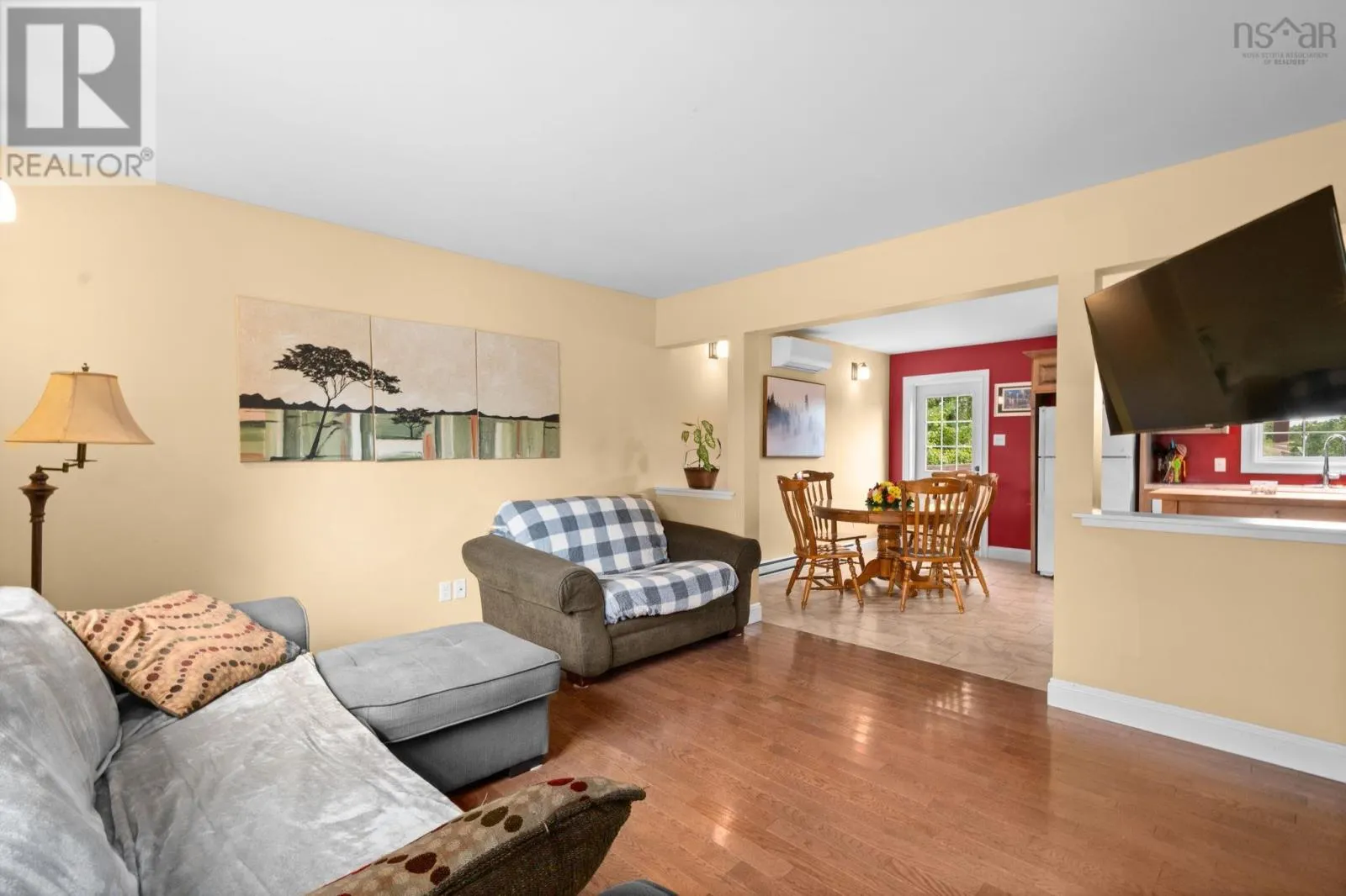 28 Forest Hill Road