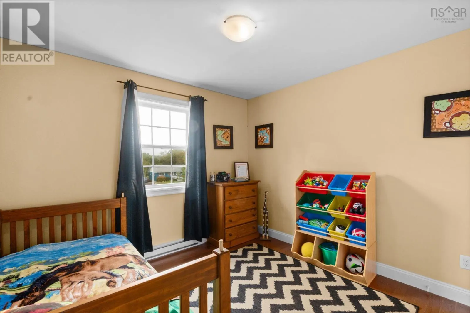 28 Forest Hill Road