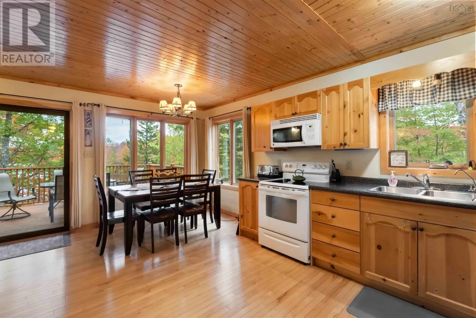 59 2 Sunshine Lane|Falls Lake Resort