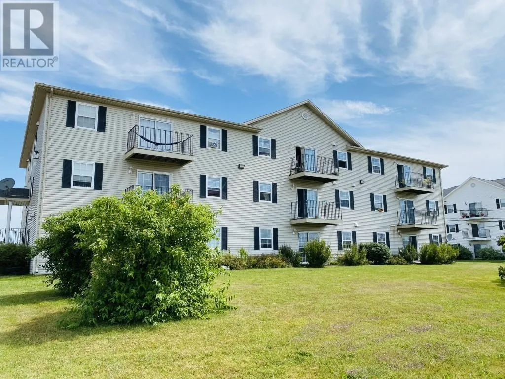 #10 33 GLEN STEWART Drive