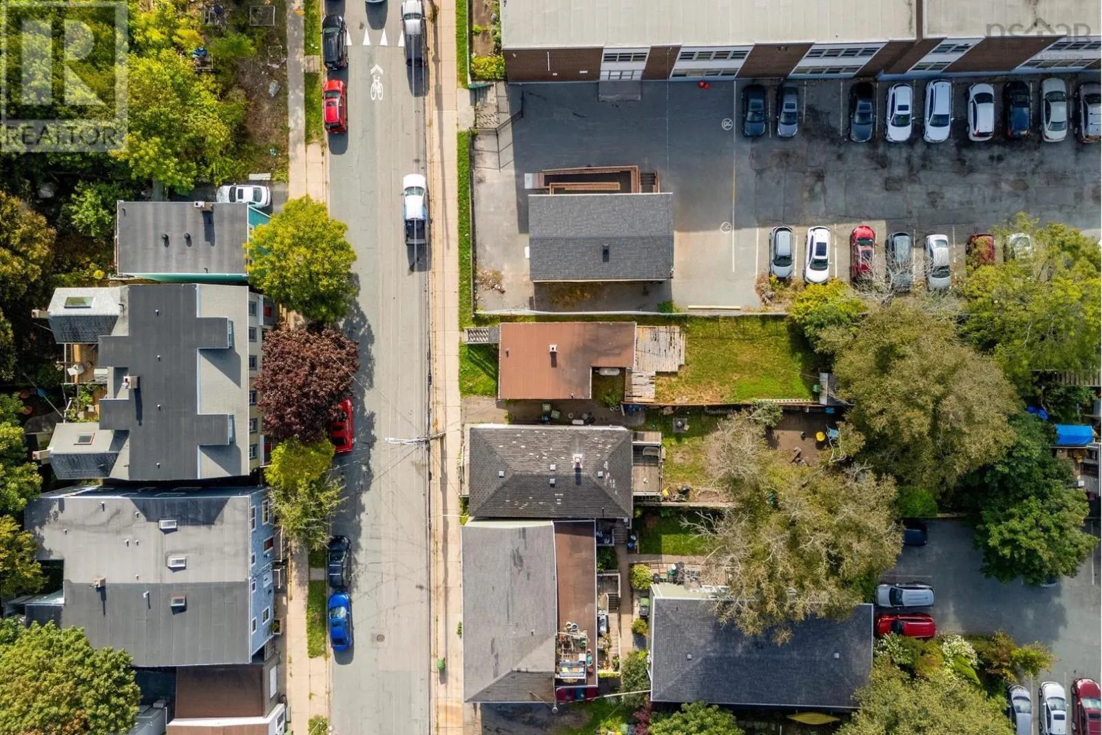 2576 Creighton Street