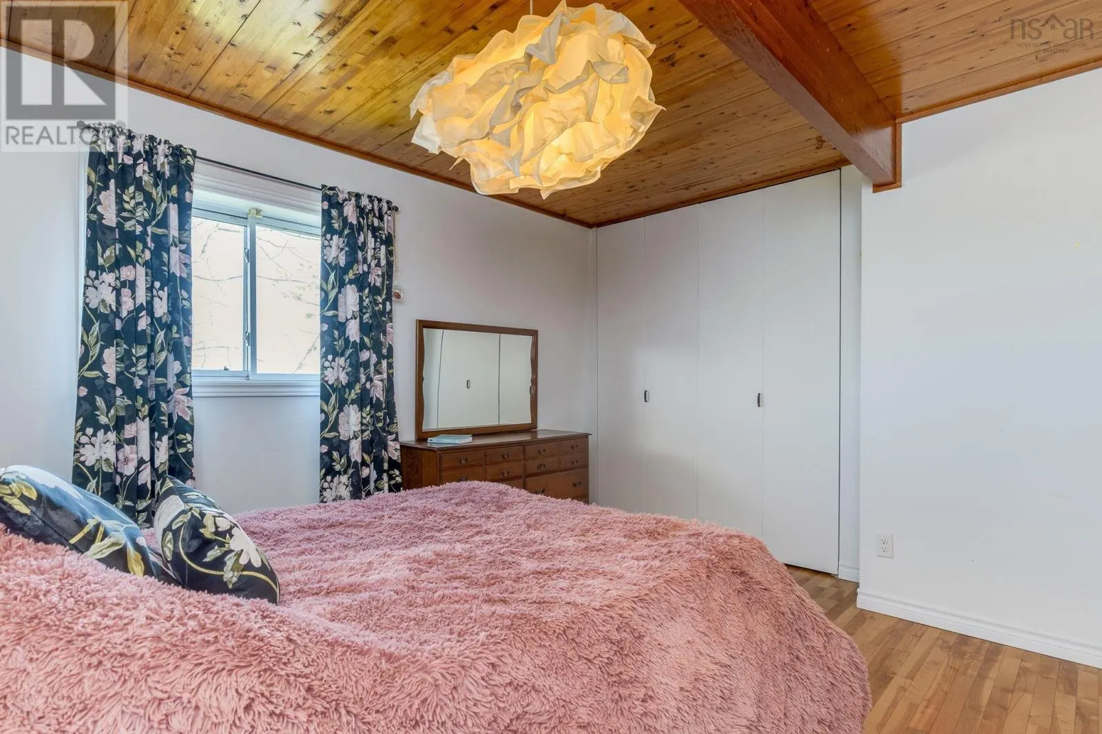 116 Bromley Road
