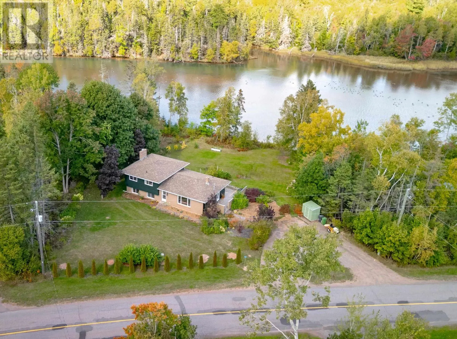 364 South Montague Road|RTE 353