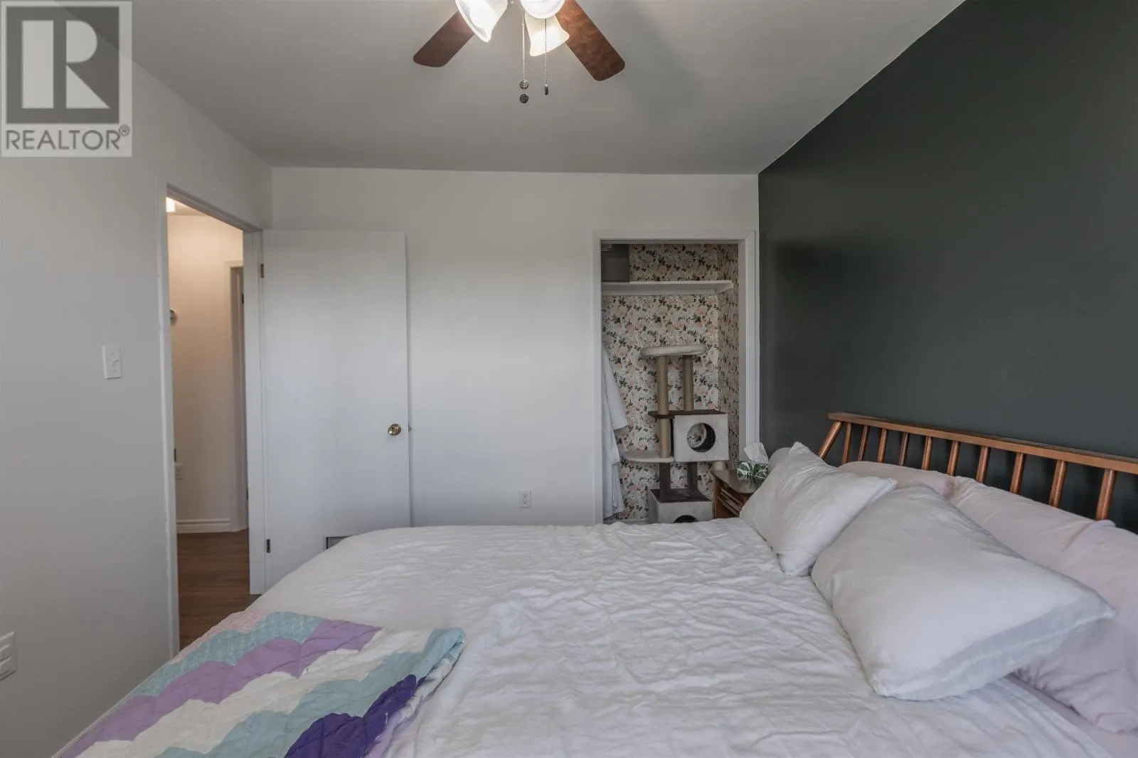 364 South Montague Road|RTE 353