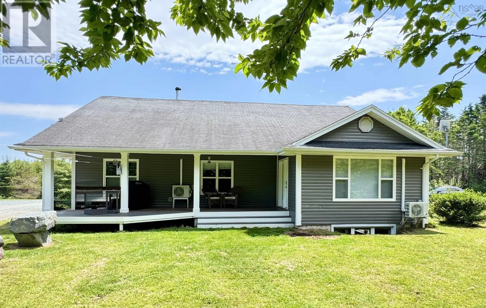11 Old Cabin Lake Road